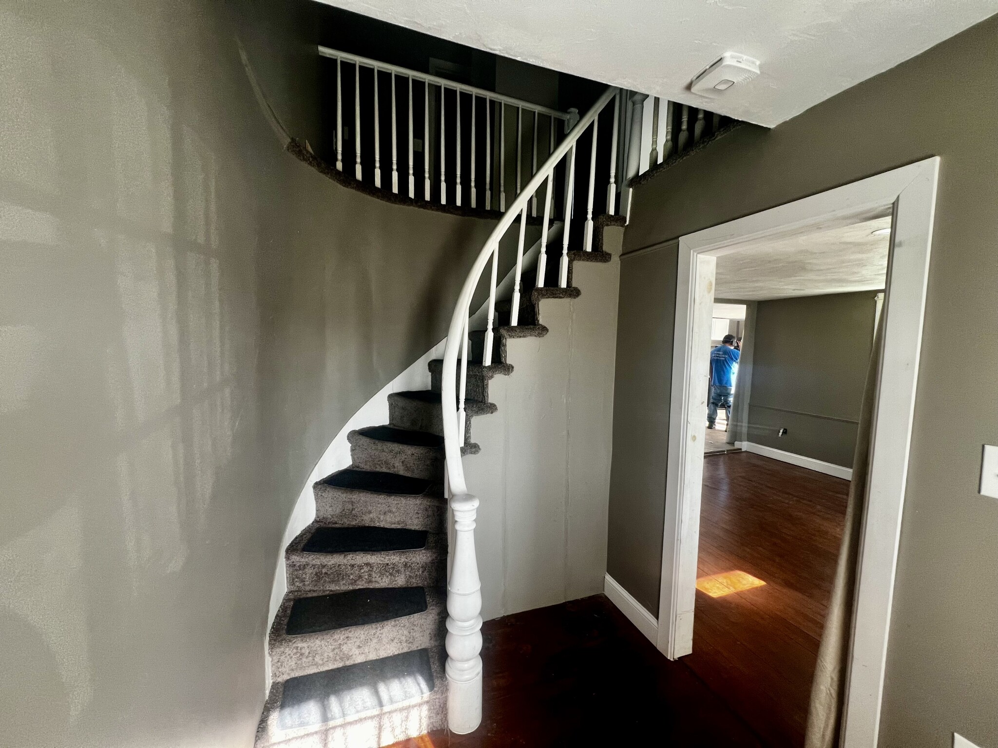 4 bed, 2 bath apartment for rent at 1509 Turnpike St Unit B, North Stoughton — photo 4 of 16