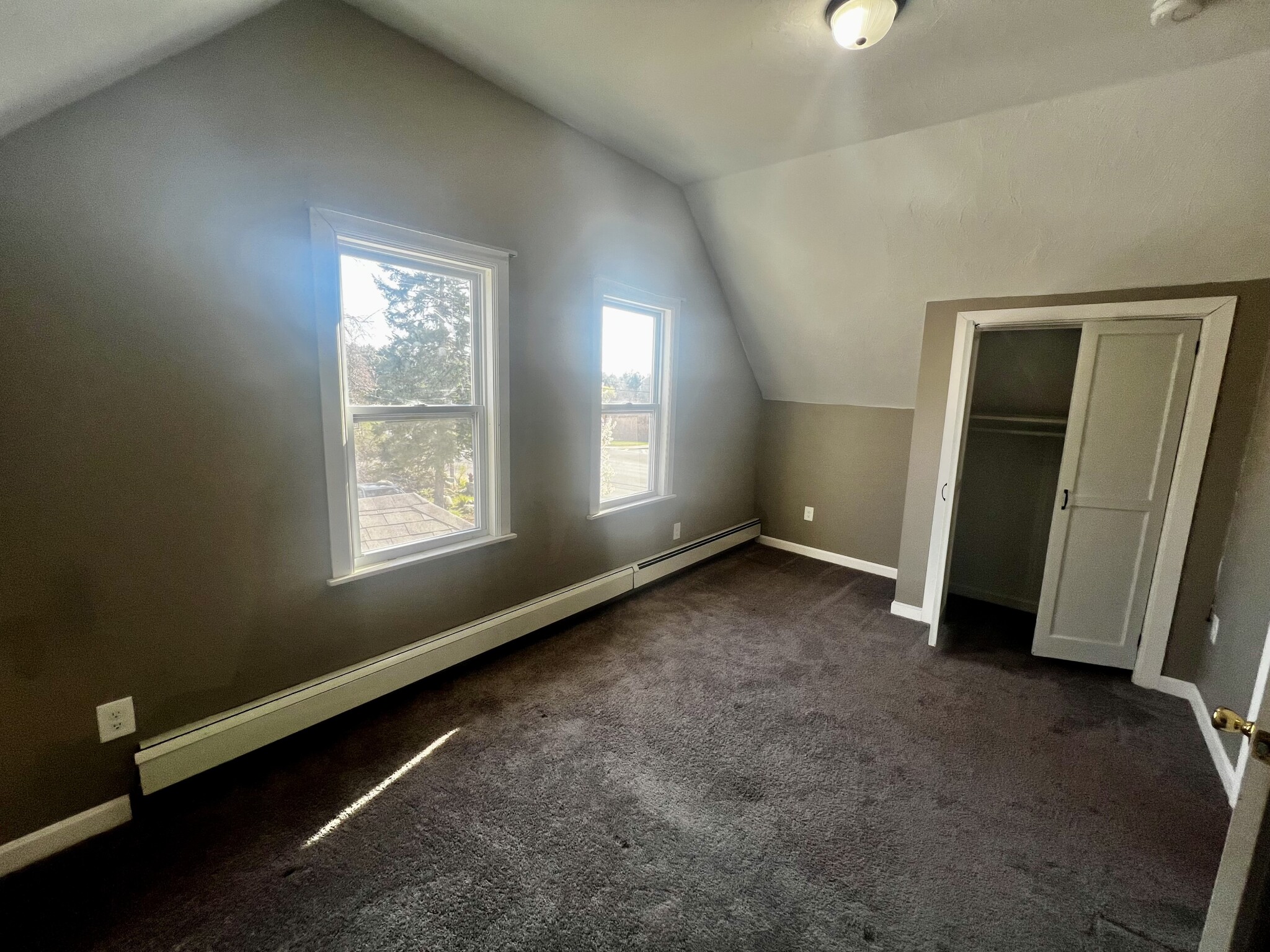 4 bed, 2 bath apartment for rent at 1509 Turnpike St Unit B, North Stoughton — photo 11 of 16