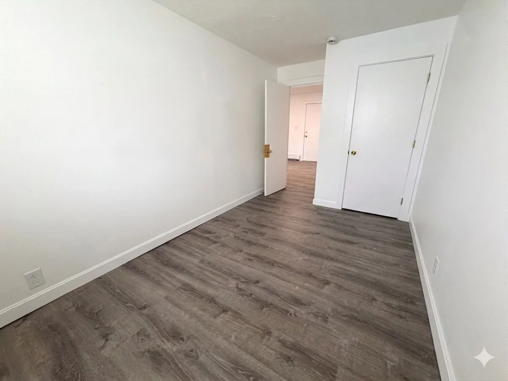2 bed, 1 bath apartment for rent at 151 Adams St Unit 151, Waltham — photo 4 of 6