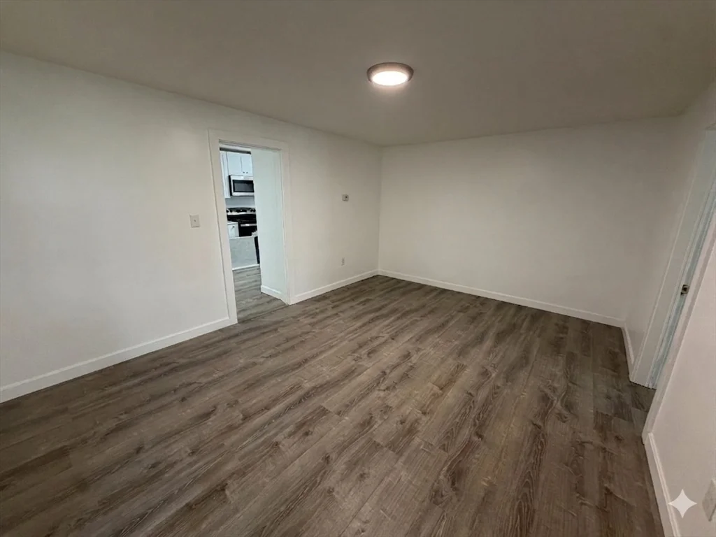 2 bed, 1 bath apartment for rent at 151 Adams St Unit 151, Waltham — photo 3 of 6