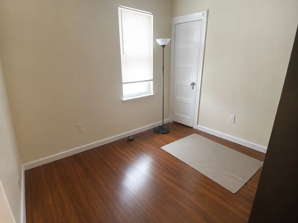 3 bed, 1 bath apartment for rent at 151 Boston St Unit 2, Dorchester — photo 7 of 10