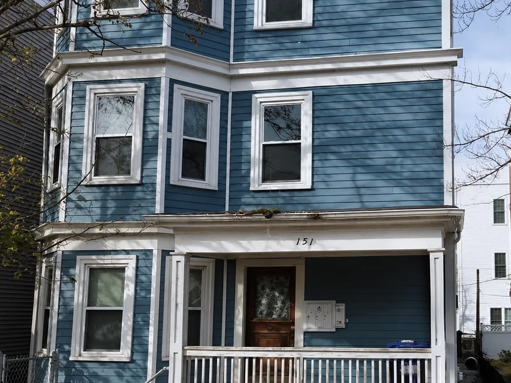 3 bed, 1 bath apartment for rent at 151 Boston St Unit 2, Dorchester — photo 10 of 10