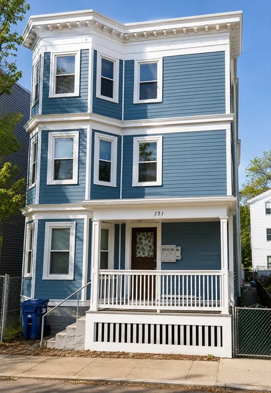 3 bed, 1 bath apartment for rent at 151 Boston St Unit 2, Dorchester