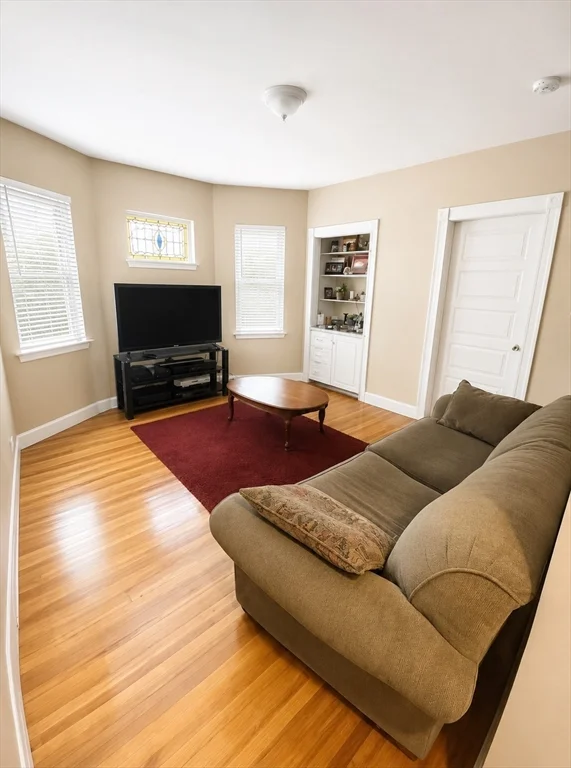 3 bed, 1 bath apartment for rent at 151 Boston St Unit 2, Dorchester — photo 3 of 10