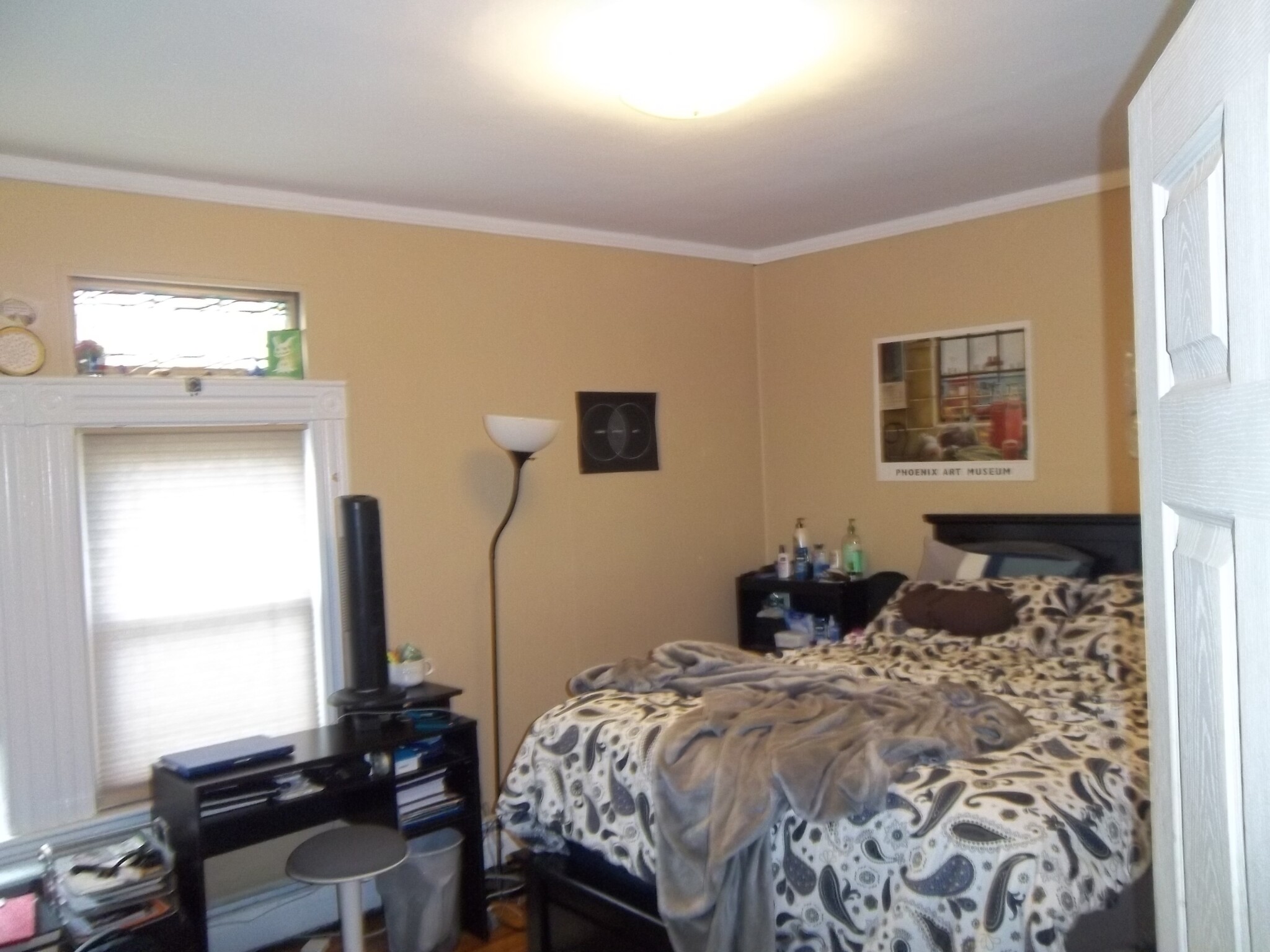 5 bed, 2 bath apartment for rent at 151 Central St Unit 2, Winter Hill — photo 5 of 9