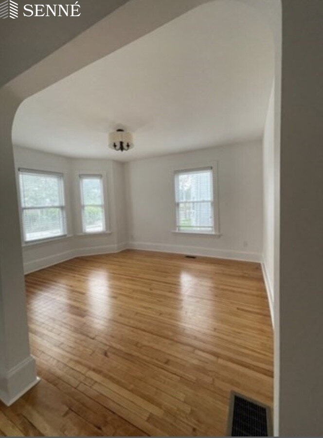 2 bed, 1 bath apartment for rent at 151 Charlesbank Rd Unit 1, Newton Corner — photo 12 of 22