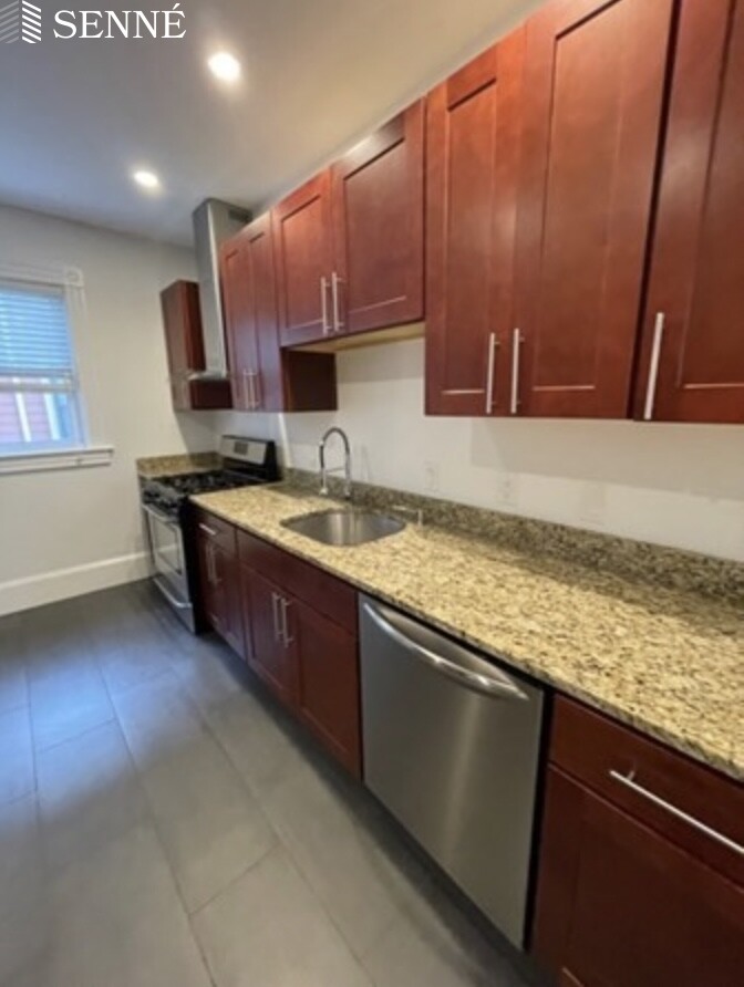 2 bed, 1 bath apartment for rent at 151 Charlesbank Rd Unit 1, Newton Corner — photo 7 of 22