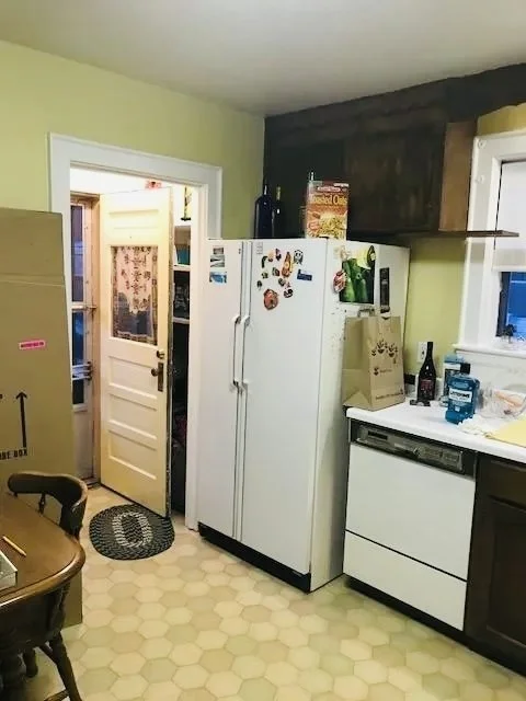 2 bed, 1 bath apartment for rent at 151 Chestnut Hill Ave Unit 1, Brighton — photo 9 of 12