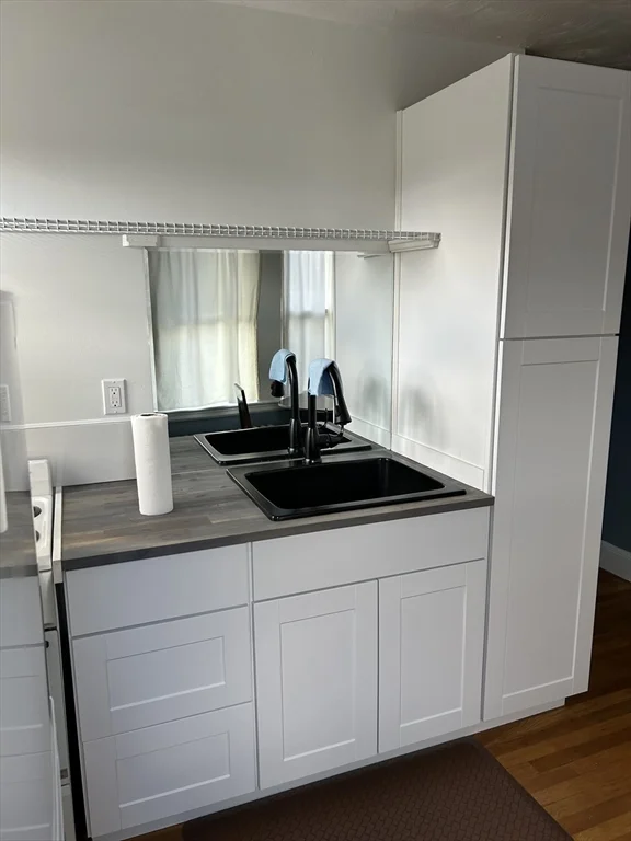 1 bed, 1 bath apartment for rent at 151 Chestnut Hill Ave Unit B, Brighton