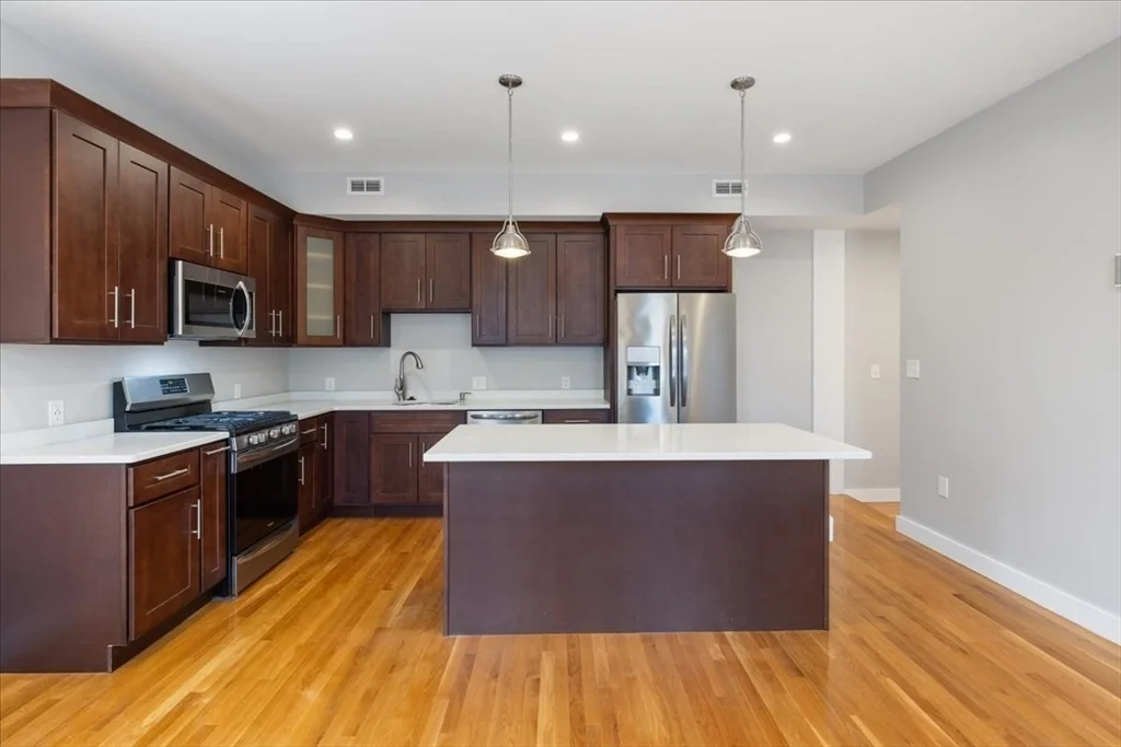 3 bed, 2 bath apartment for rent at 151 Clark St Unit 1P, The Port — photo 2 of 21