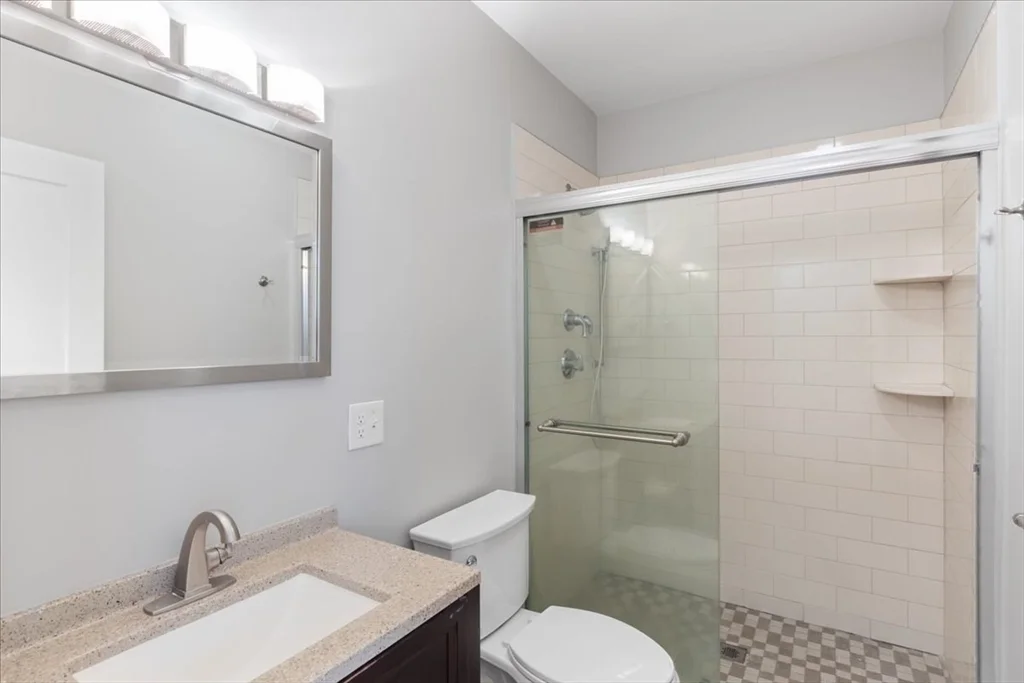3 bed, 2 bath apartment for rent at 151 Clark St Unit 1P, The Port — photo 16 of 21