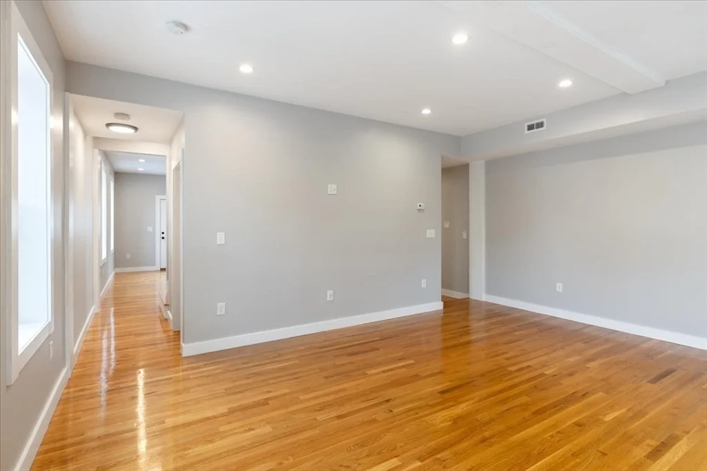 3 bed, 2 bath apartment for rent at 151 Clark St Unit 1P, The Port — photo 5 of 21