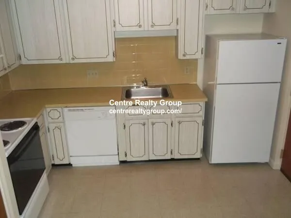 2 bed, 1 bath apartment for rent at 151 Concord St Unit 24, Newton Lower Falls — photo 4 of 5