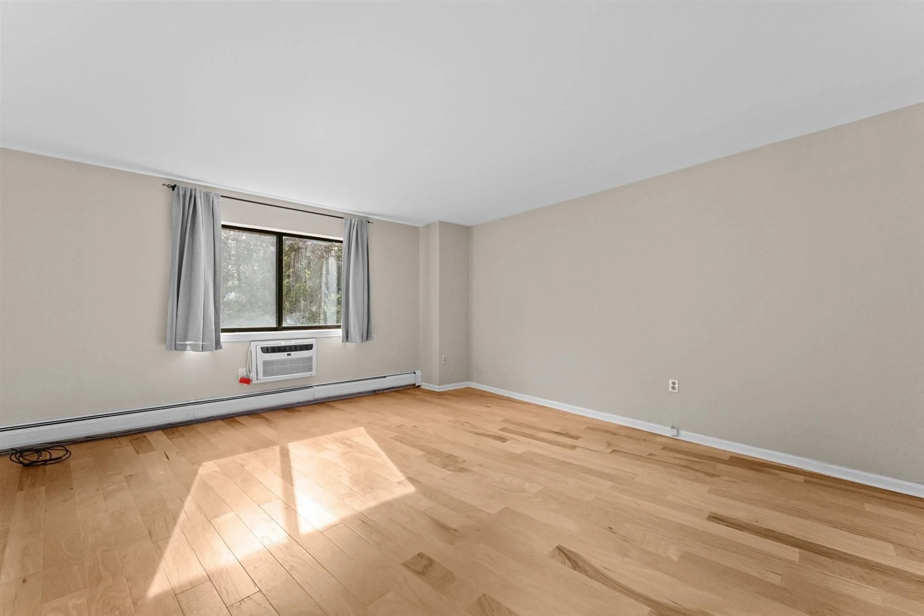 2 bed, 2 bath apartment for rent at 151 Coolidge Ave Unit 210, East Watertown — photo 13 of 19