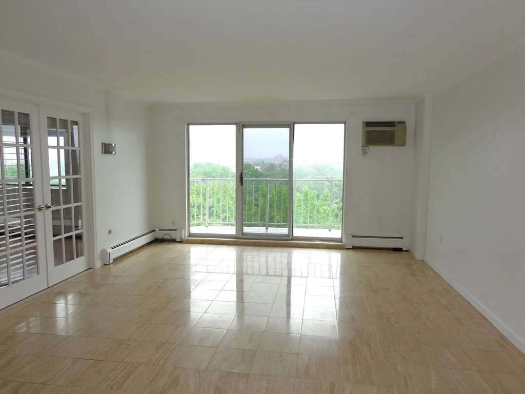 2 bed, 2 bath apartment for rent at 151 Coolidge Ave Unit 613, Watertown — photo 6 of 16