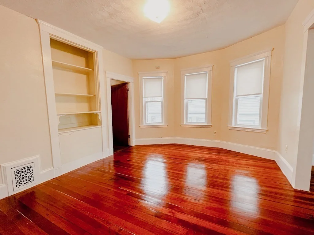 2 bed, 1 bath apartment for rent at 151 Draper St Unit 2, Dorchester — photo 2 of 9