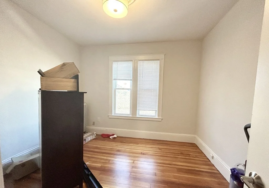 4 bed, 2 bath apartment for rent at 151 East Cottage Unit 3, Dorchester — photo 7 of 10