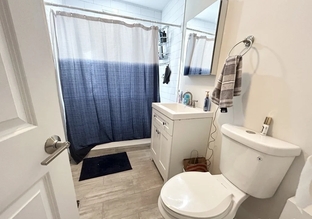 4 bed, 2 bath apartment for rent at 151 East Cottage Unit 3, Dorchester — photo 9 of 10