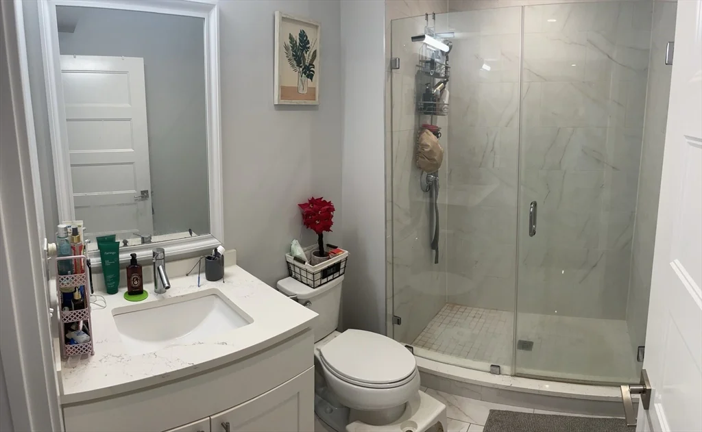 2 bed, 2 bath apartment for rent at 151 Hancock St Unit 5, North Quincy — photo 6 of 12