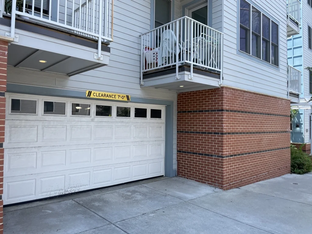 2 bed, 2 bath apartment for rent at 151 Hancock St Unit 5, North Quincy — photo 10 of 12
