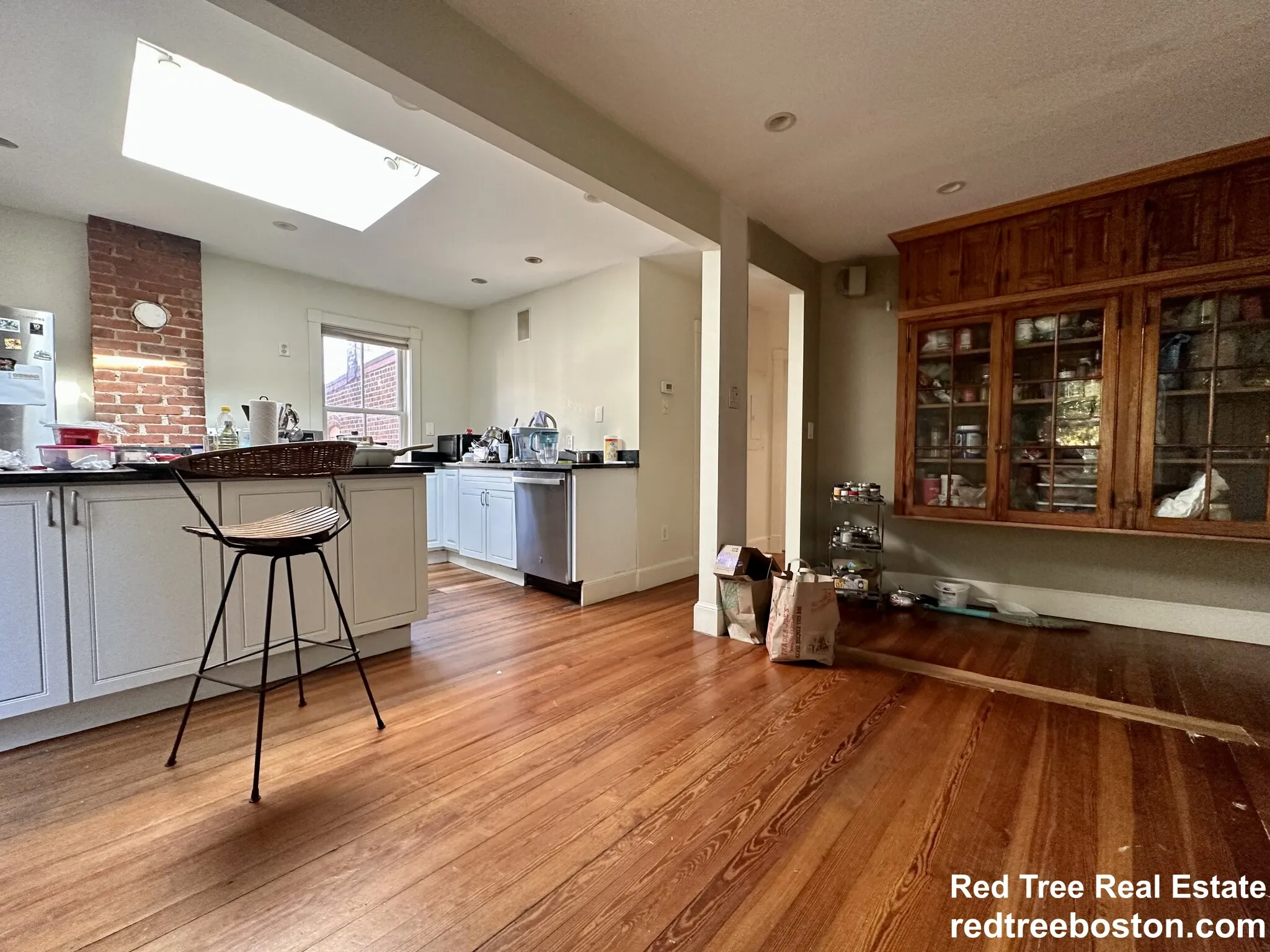 6 bed, 3 bath apartment for rent at 151 Highland St Unit 2, Roxbury — photo 2 of 22