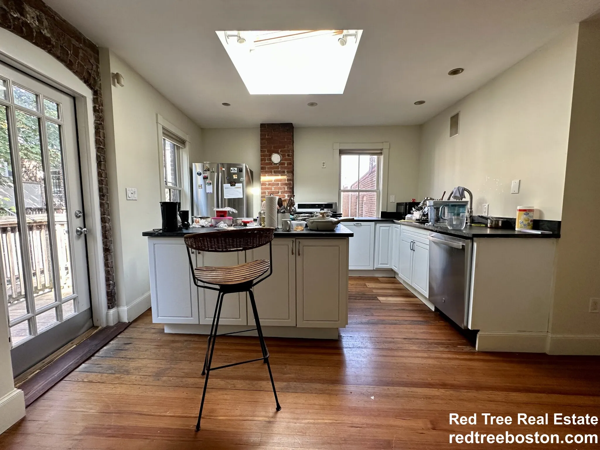 6 bed, 3 bath apartment for rent at 151 Highland St Unit 2, Roxbury
