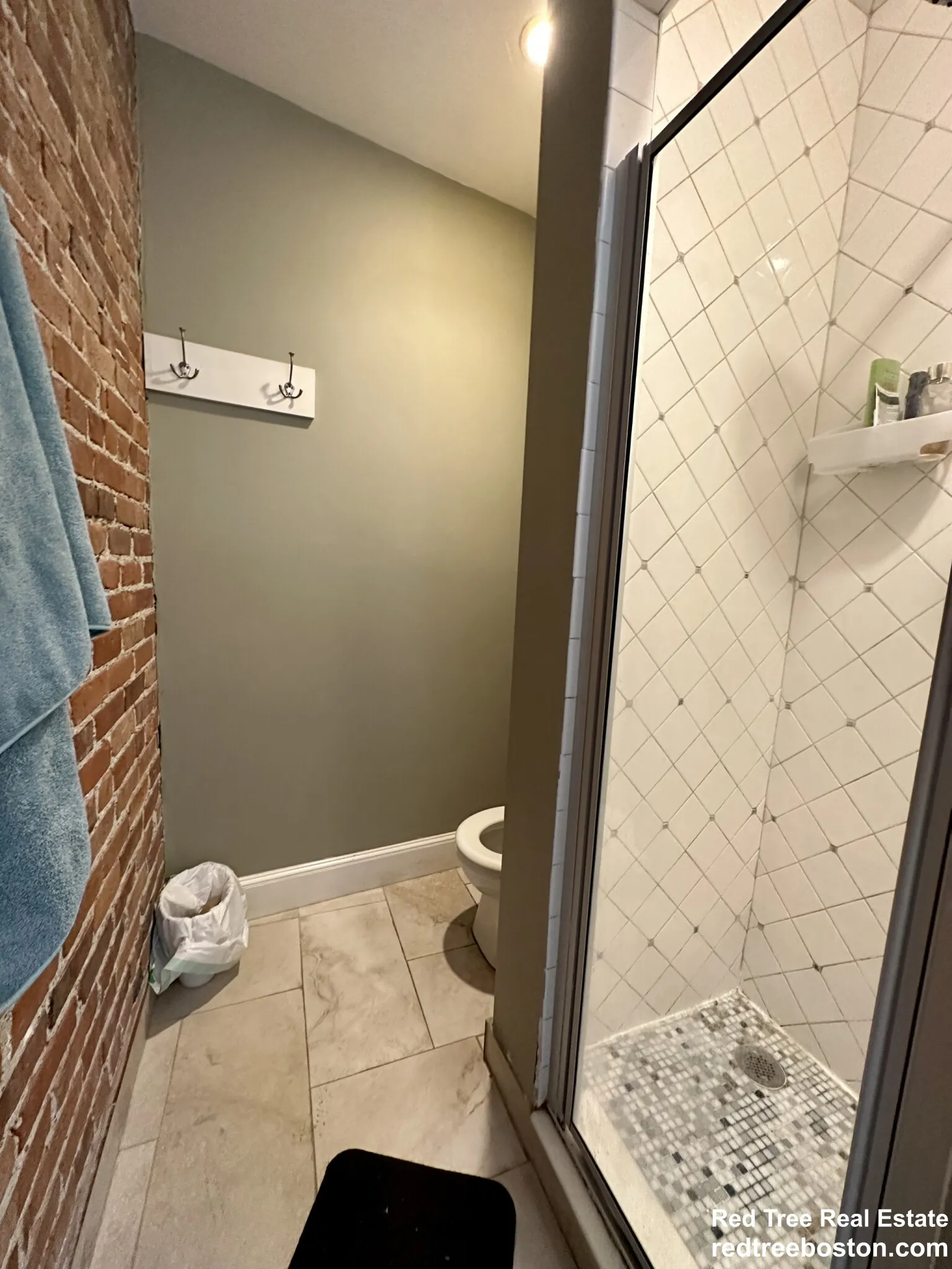 6 bed, 3 bath apartment for rent at 151 Highland St Unit 2, Roxbury — photo 11 of 22