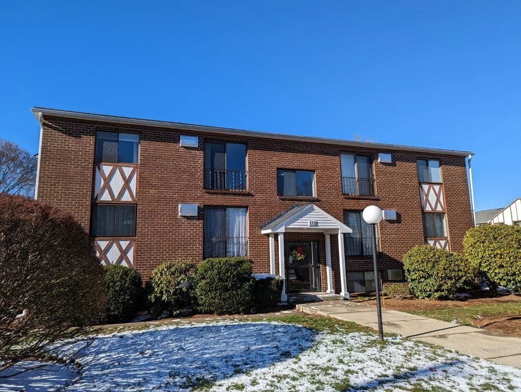 2 bed, 1 bath apartment for rent at 151 King St Unit 101C, Franklin
