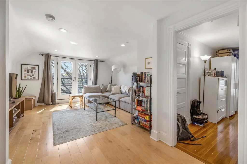 1 bed, 1 bath apartment for rent at 151 Magazine St Unit 3, Cambridgeport — photo 13 of 19