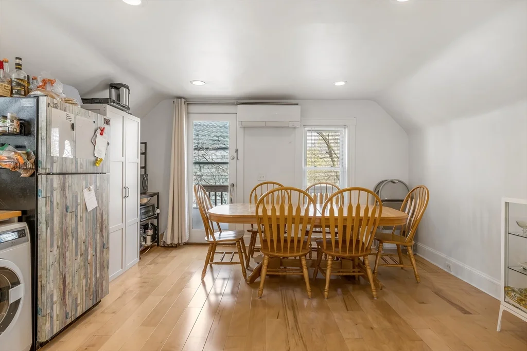 1 bed, 1 bath apartment for rent at 151 Magazine St Unit 3, Cambridgeport — photo 3 of 19
