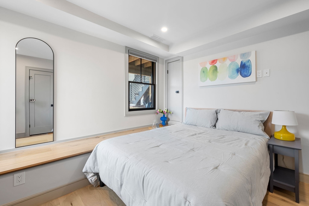 1 bed, 1 bath apartment for rent at 151 Mason Ter Unit 1, Brookline — photo 7 of 21