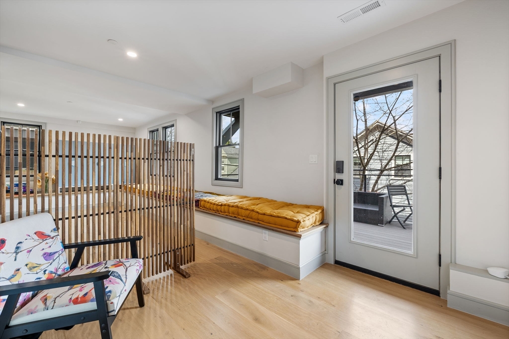 1 bed, 1 bath apartment for rent at 151 Mason Ter Unit 1, Brookline — photo 18 of 21