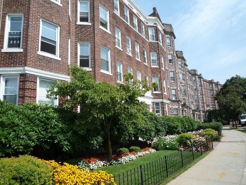 1 bed, 1 bath apartment for rent at 151 Park Dr Unit 11D, Fenway — photo 12 of 14