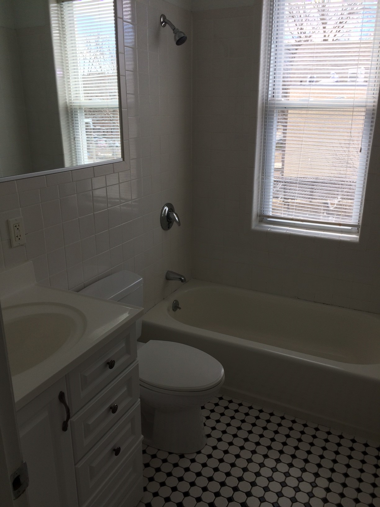1 bed, 1 bath apartment for rent at 151 Park Dr Unit 11D, Fenway — photo 6 of 14