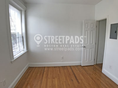 1 bed, 1 bath apartment for rent at 151 Park Dr Unit 21, Fenway — photo 13 of 22