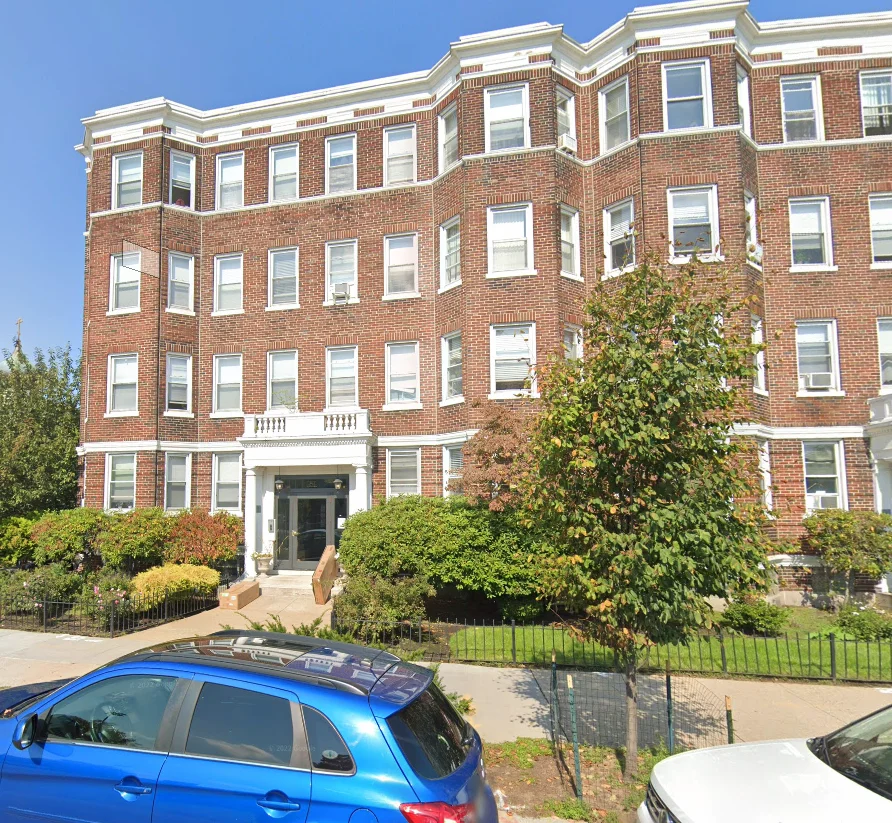 1 bed, 1 bath apartment for rent at 151 Park Dr Unit 34, Fenway — photo 1 of 3