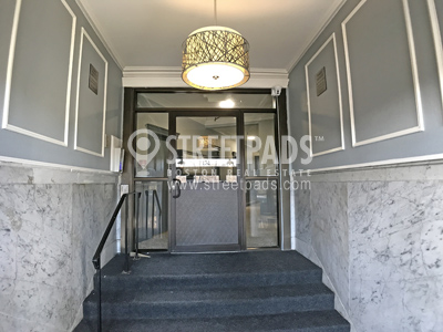 1 bed, 1 bath apartment for rent at 151 Park Dr Unit 4, Fenway — photo 3 of 8