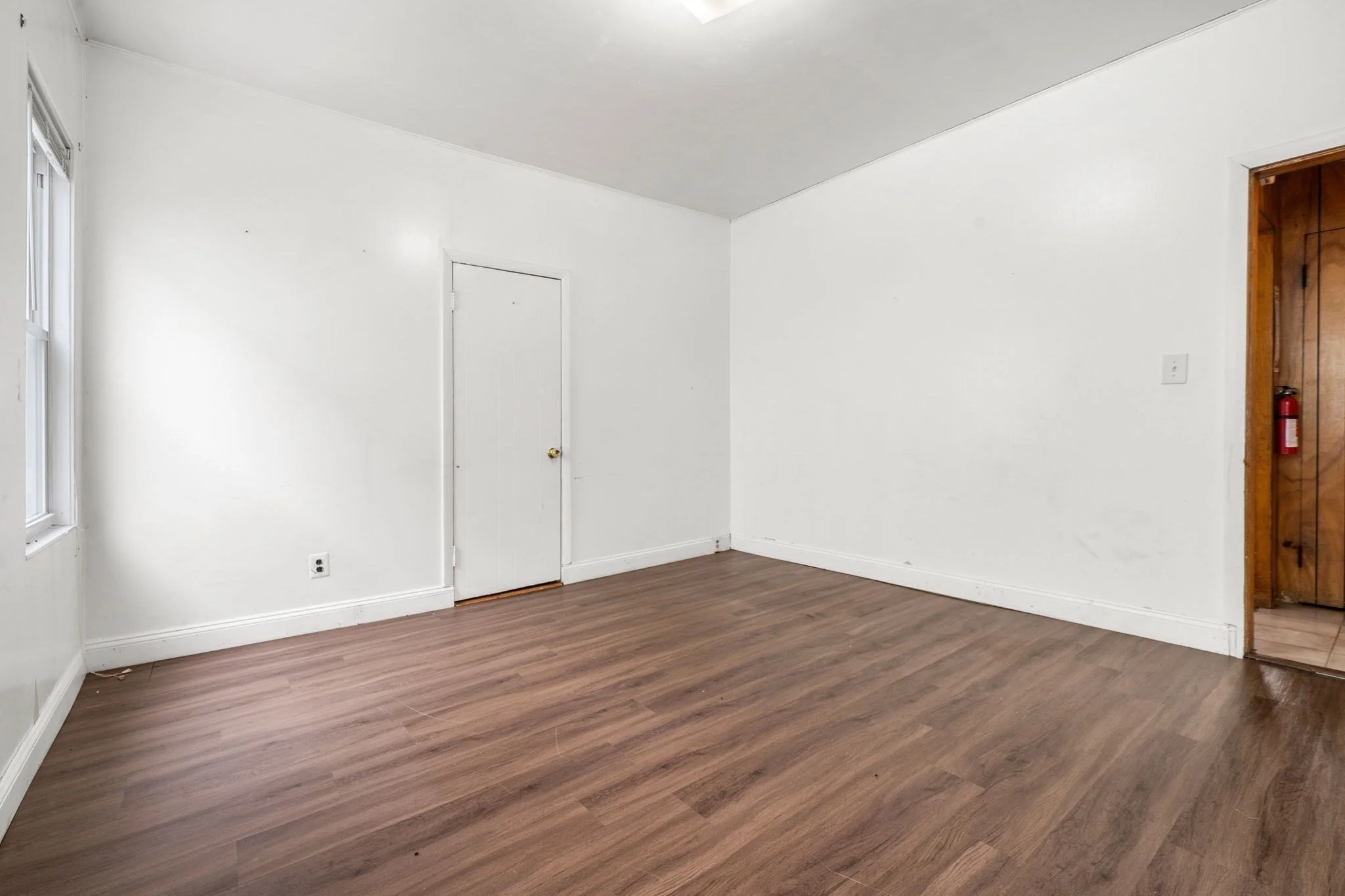 3 bed, 1 bath apartment for rent at 151 Providence St Unit 1, Union Hill — photo 11 of 19