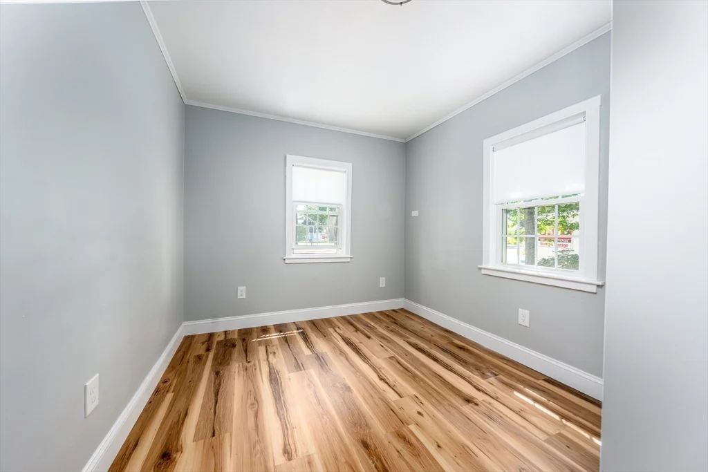 2 bed, 1 bath apartment for rent at 151 Seaview Unit A, Yarmouth — photo 12 of 19
