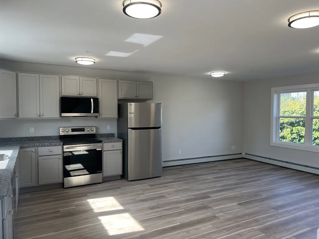 2 bed, 2 bath apartment for rent at 151 Shepard St Unit 1-4, Lynn — photo 4 of 22