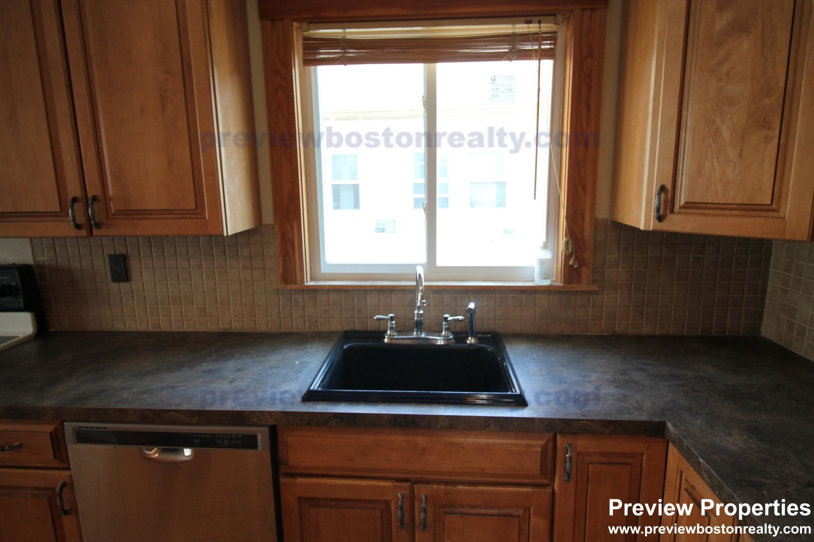 3 bed, 1 bath apartment for rent at 151 Tremont St Unit 2, Boston Downtown — photo 2 of 11