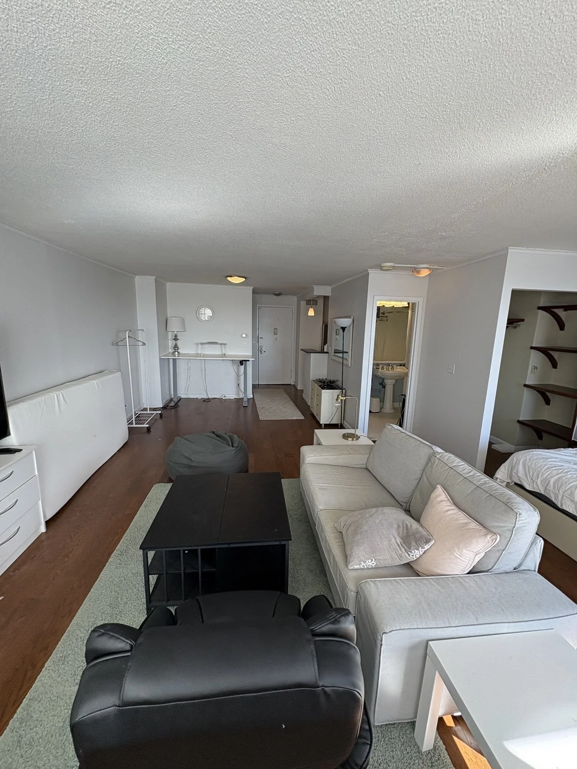 Studio bed, 1 bath apartment for rent at 151 Tremont St Unit 26H, Boston Downtown — photo 6 of 16