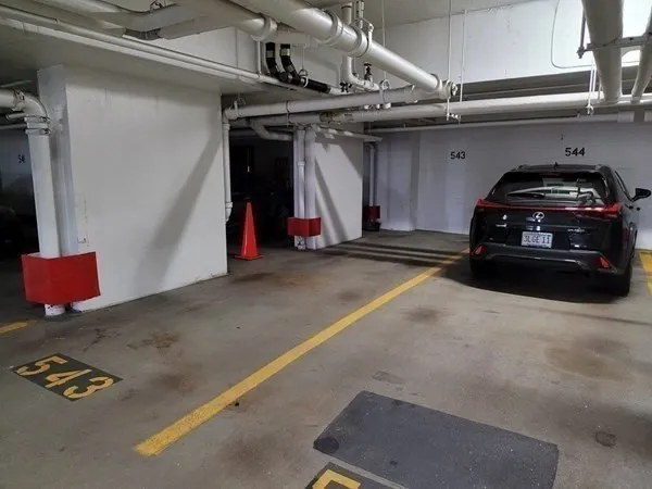 Studio bed apartment for rent at 151 Tremont Unit PKNG-UL543, Boston Downtown