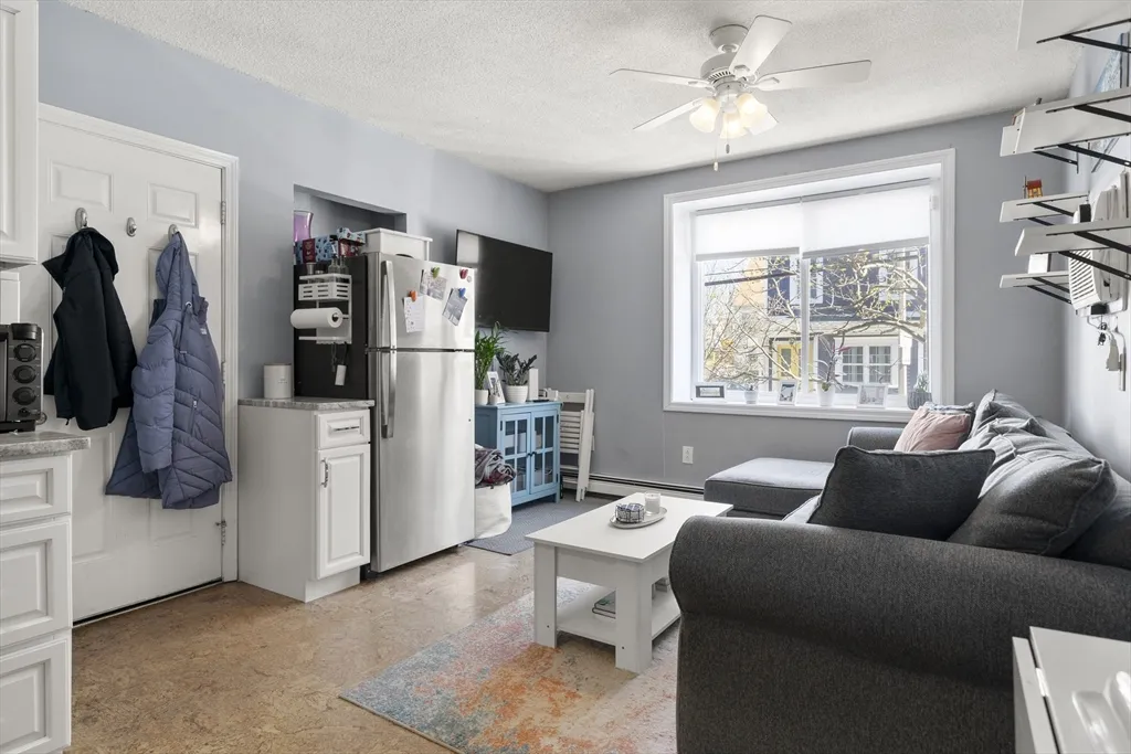2 bed, 1 bath apartment for rent at 151 West 6th St Unit 1, South Boston — photo 3 of 11