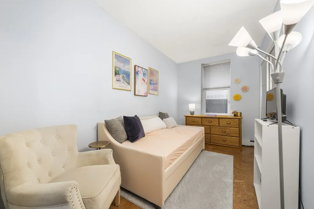 2 bed, 1 bath apartment for rent at 151 West 6th St Unit 1, South Boston — photo 6 of 11