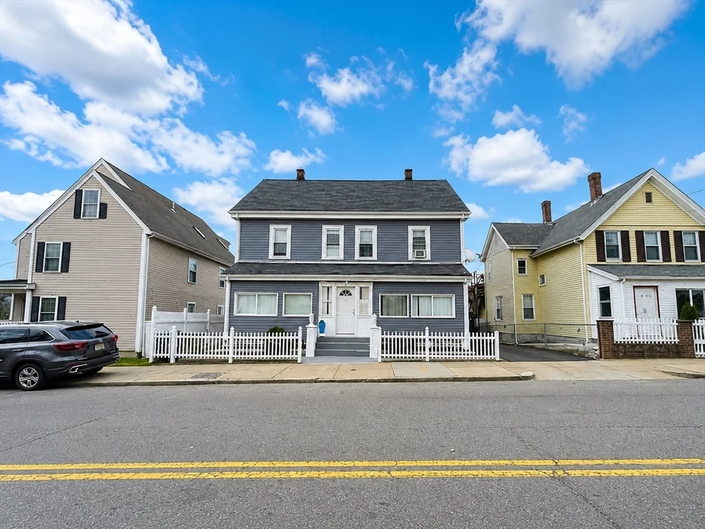 1 bed, 1 bath apartment for rent at 1512 Hyde Park Unit 1, Hyde Park — photo 1 of 10