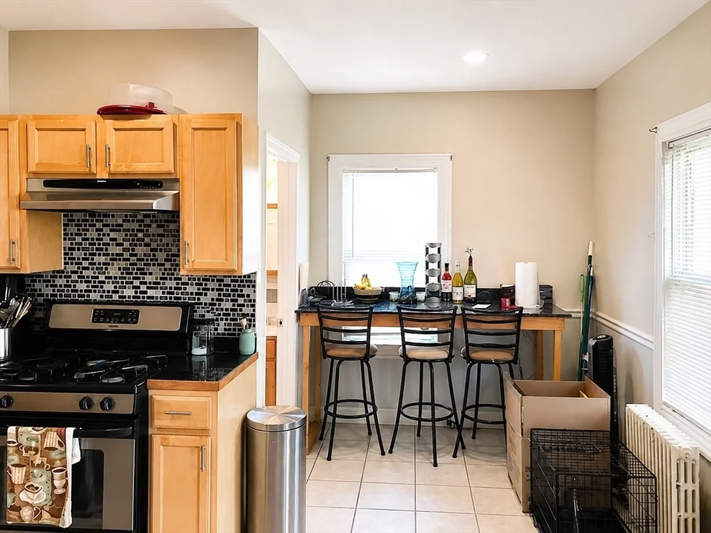 1 bed, 1 bath apartment for rent at 1512 Hyde Park Unit 1, Hyde Park — photo 3 of 10