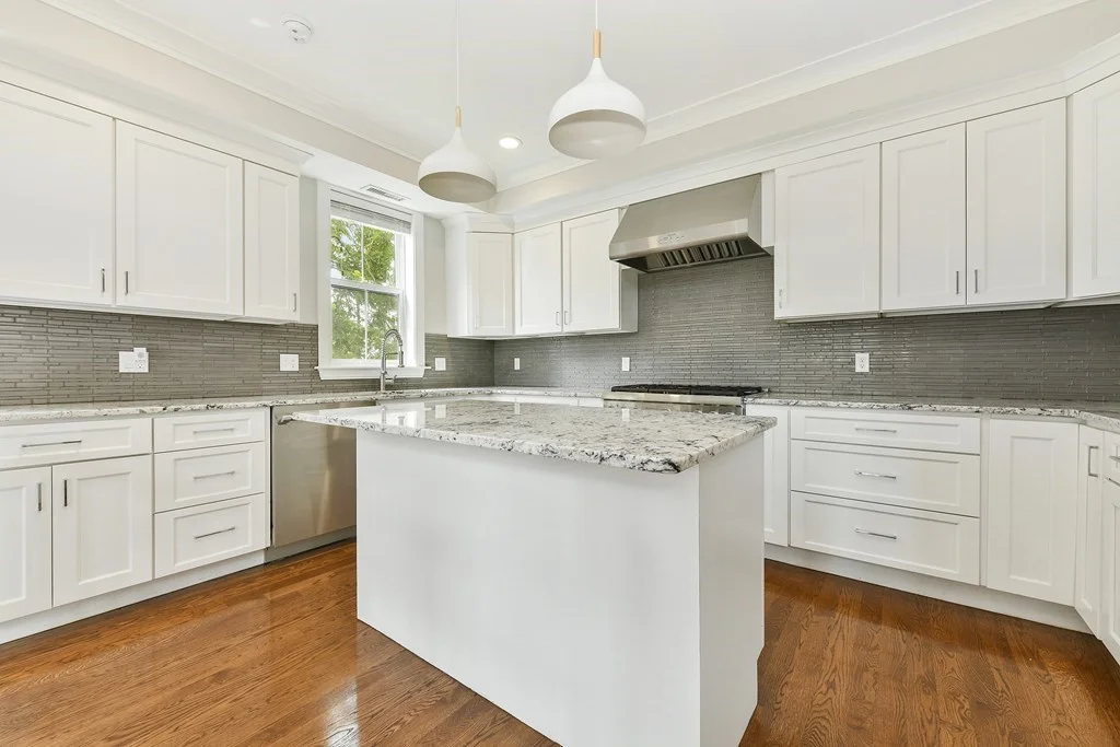 3 bed, 2 bath apartment for rent at 1514 Columbia Rd Unit 2, South Boston — photo 2 of 29