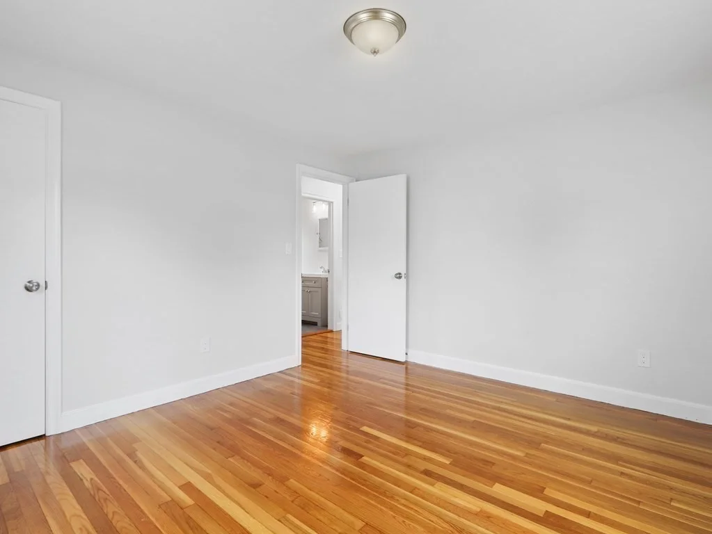 2 bed, 1 bath apartment for rent at 1515 Centre St Unit 2, West Roxbury — photo 13 of 17