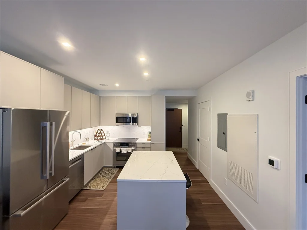 1 bed, 1 bath apartment for rent at 1515 Commonwealth Ave Unit 209, Brighton — photo 2 of 18